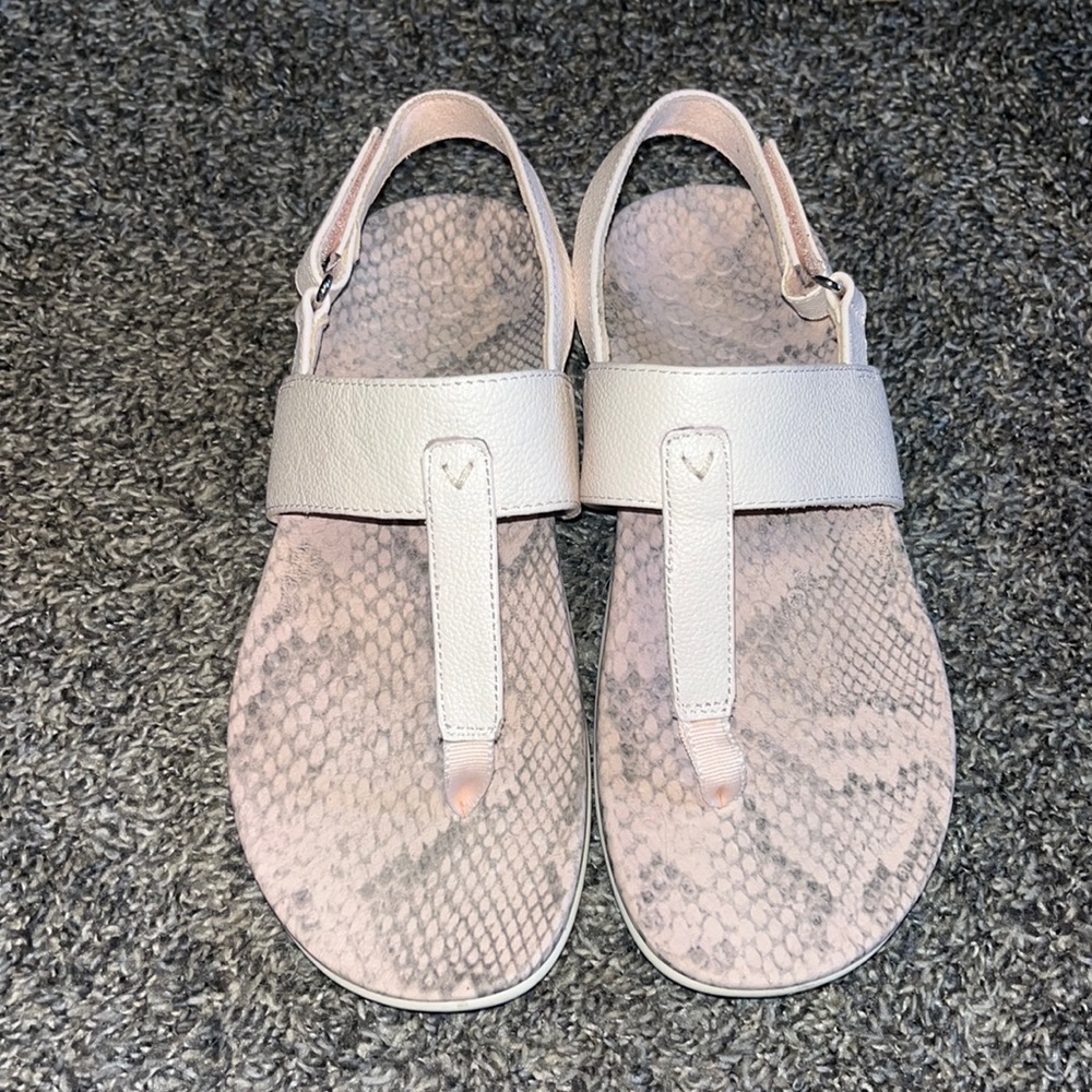 Vionic Tala Sandals